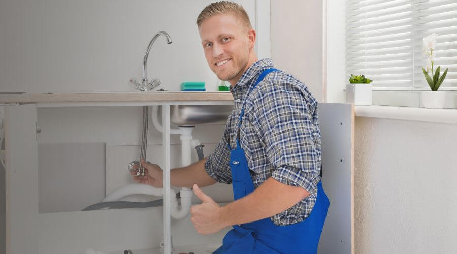 Nighttime Plumber in Challenge, CA